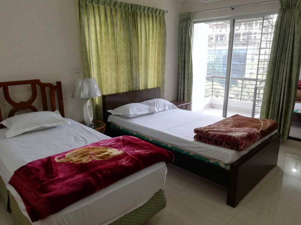Ambrosia Guest House Dhaka Exterior foto
