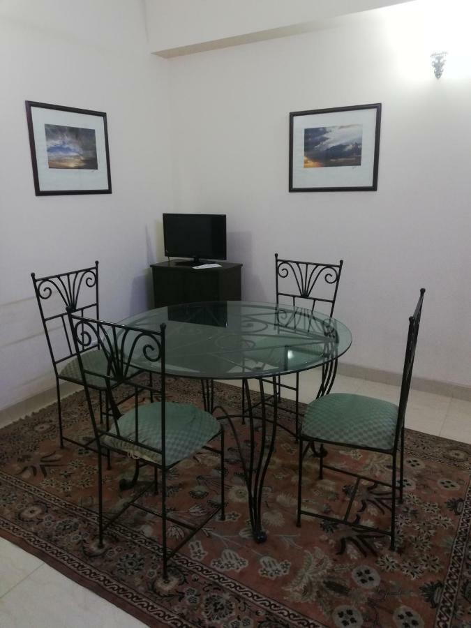Ambrosia Guest House Dhaka Exterior foto